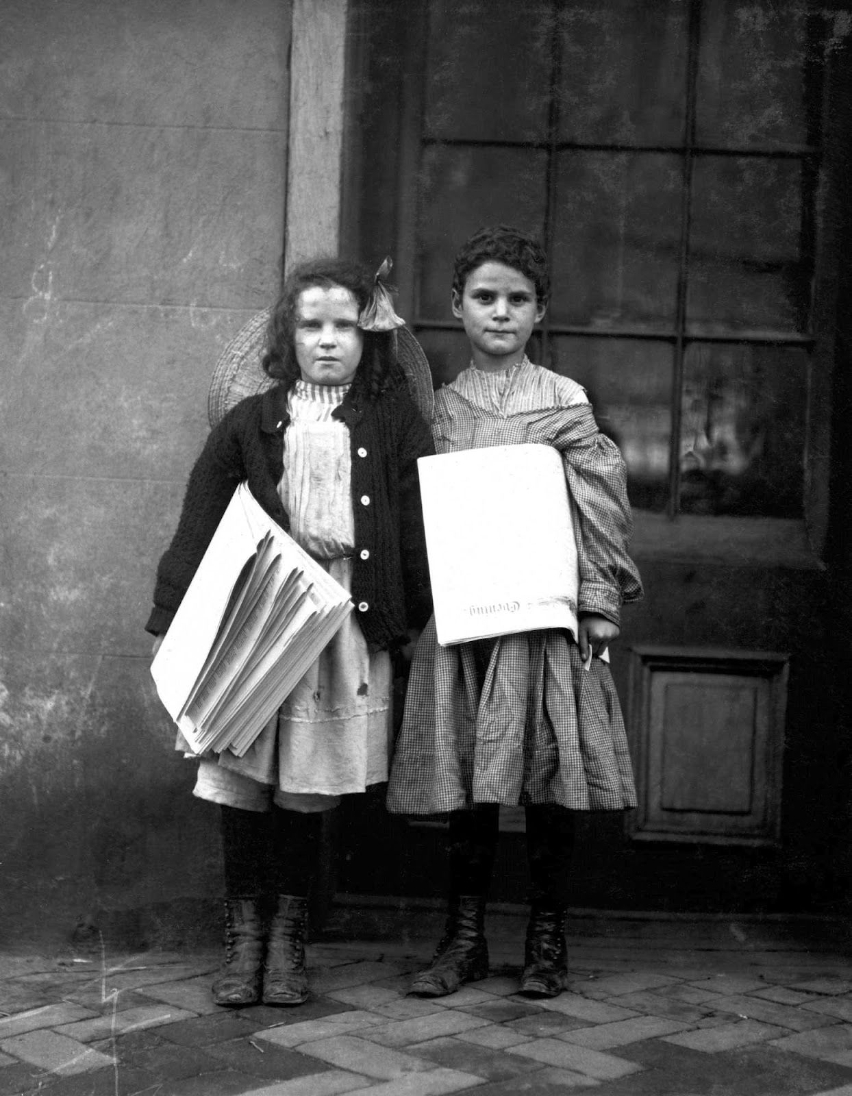 Vintage photo by Lewis Hine: Newsies, Two news girls, Wilmington, Delaware, 1910