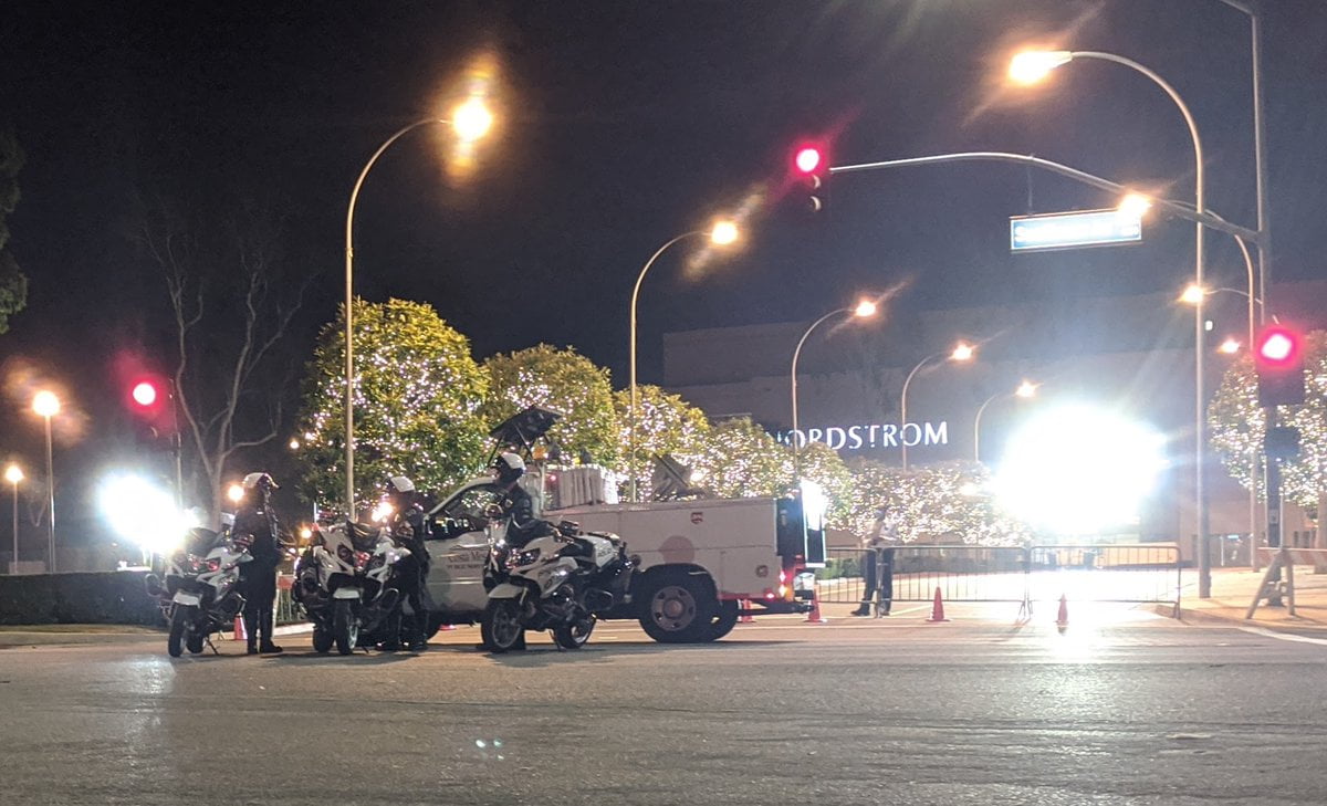 Photo taken by a friend of police protecting South Coast Plaza mall from protesters on 6/1/20.